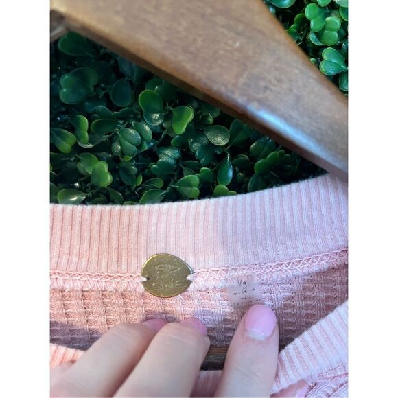 Free People Tasha Pastel Pink Waffle Knit Top Size Large - Picture 4 of 5